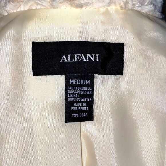 Alfani Faux Swirl Fur Large Collar Beige Jacket - Picture 4 of 6